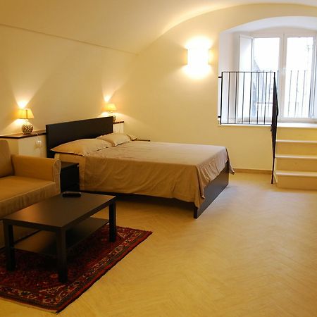 Il Purgatorio Apartment Barletta Bagian luar foto