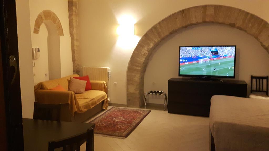 Il Purgatorio Apartment Barletta Bagian luar foto